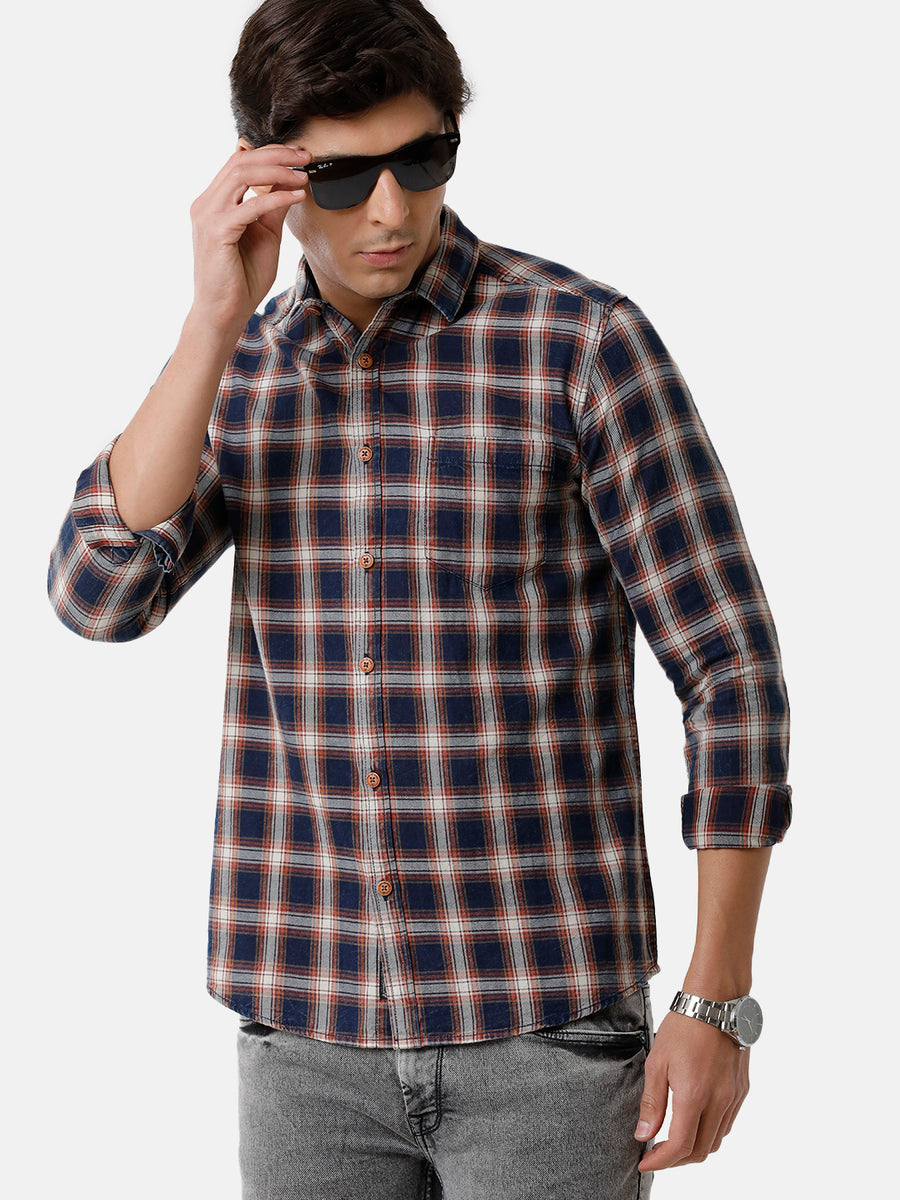 Men Checked Slim Fit Casual Shirt
