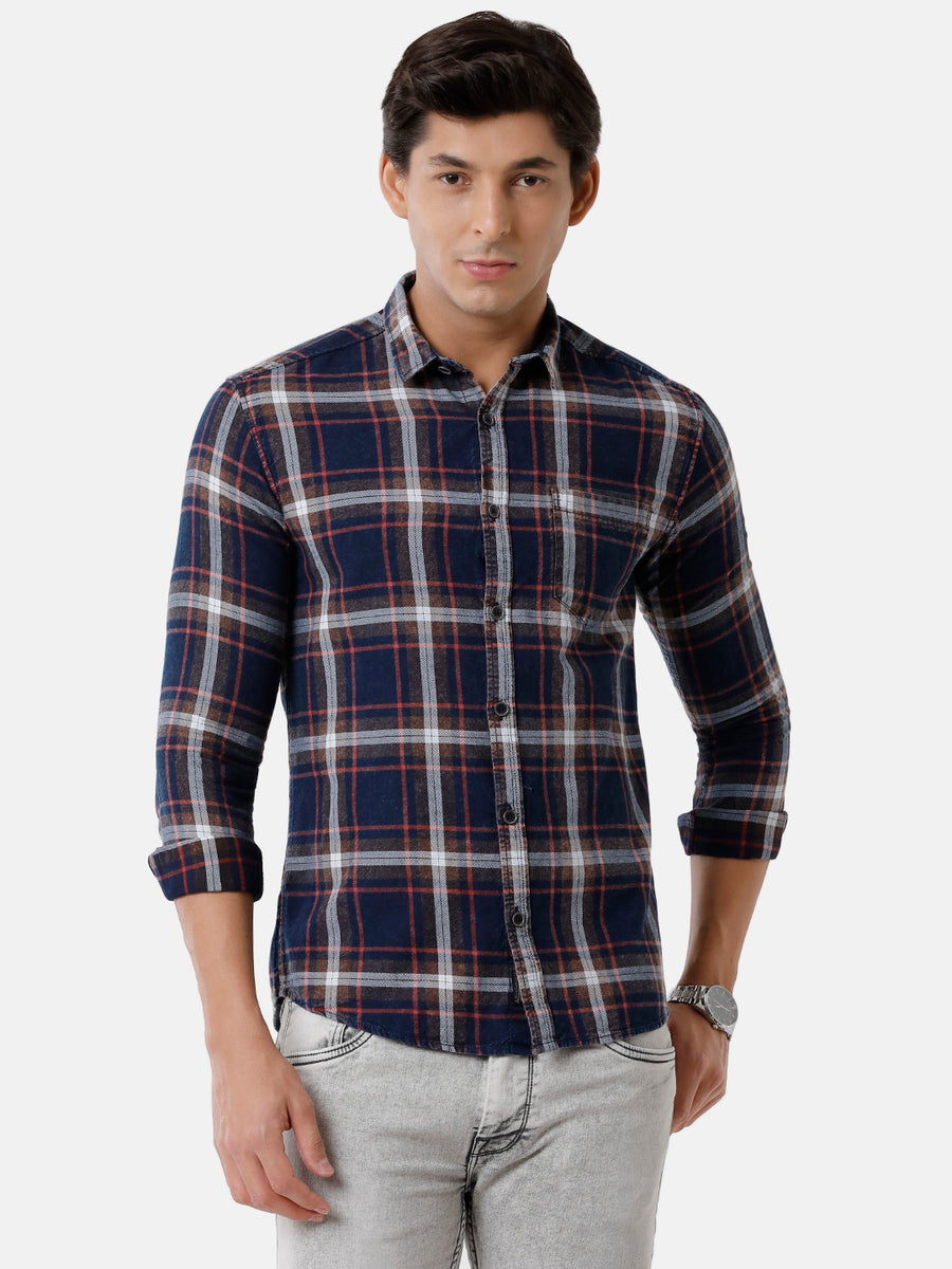 Men Checked Slim Fit Casual Shirt