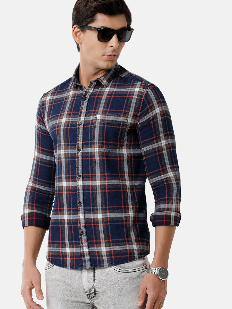 Men Checked Slim Fit Casual Shirt