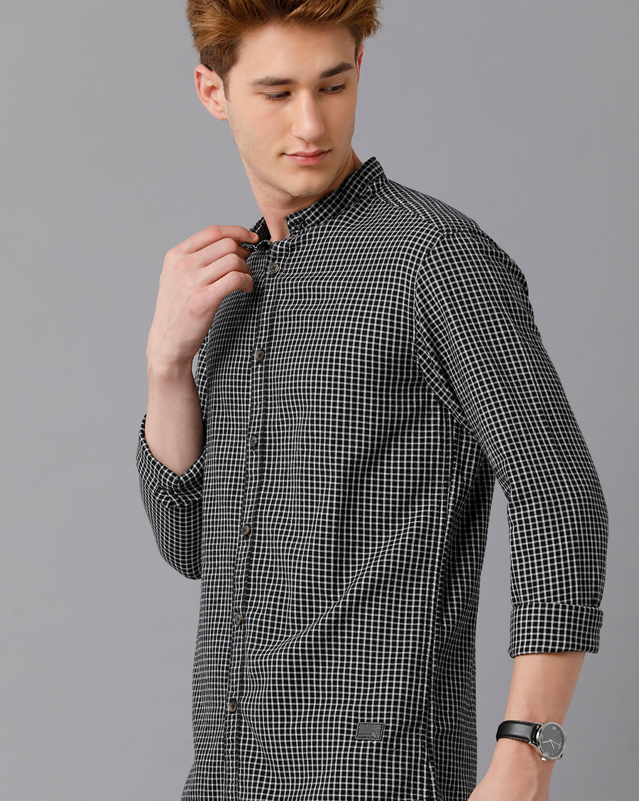 VOI Jeans Men's Black Checked Slim Fit Shirt