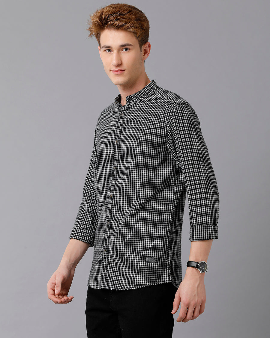 VOI Jeans Men's Black Checked Slim Fit Shirt