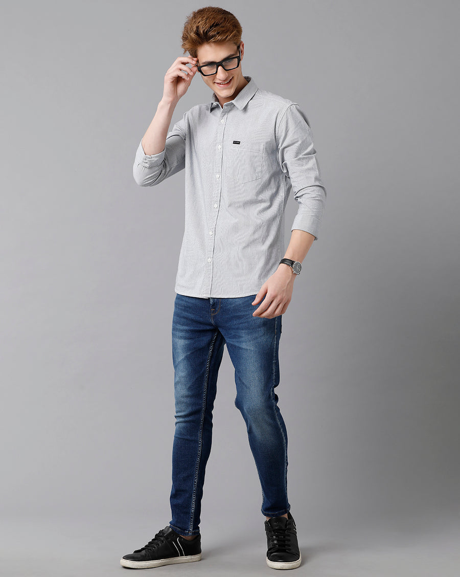VOI Jeans Men's White navy Stripes Cotton Blended Slim Fit Shirt