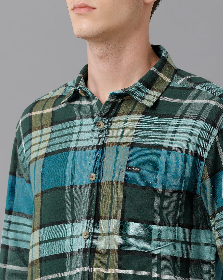 VOI Jeans Men's Pink Blue Checked Slim Fit Shirt