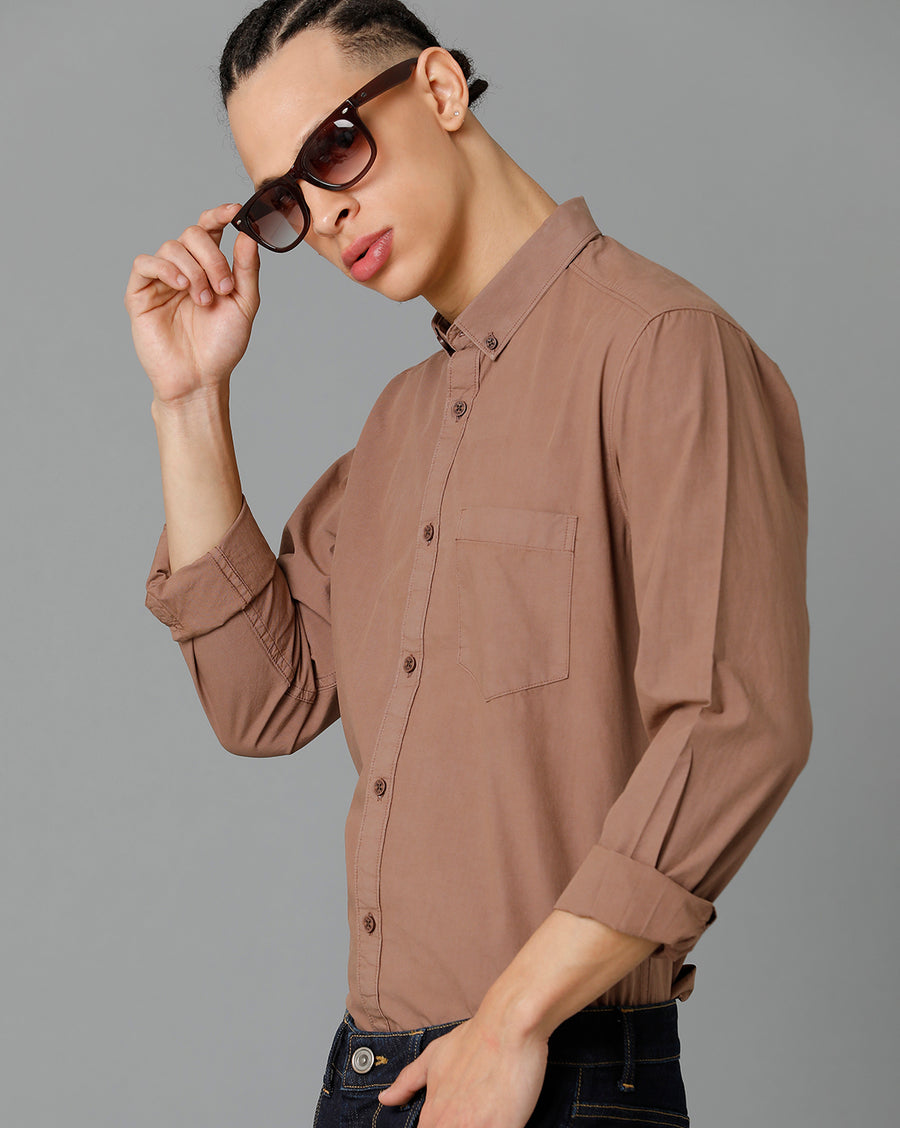 Men Solid Slim Fit Casual Shirt