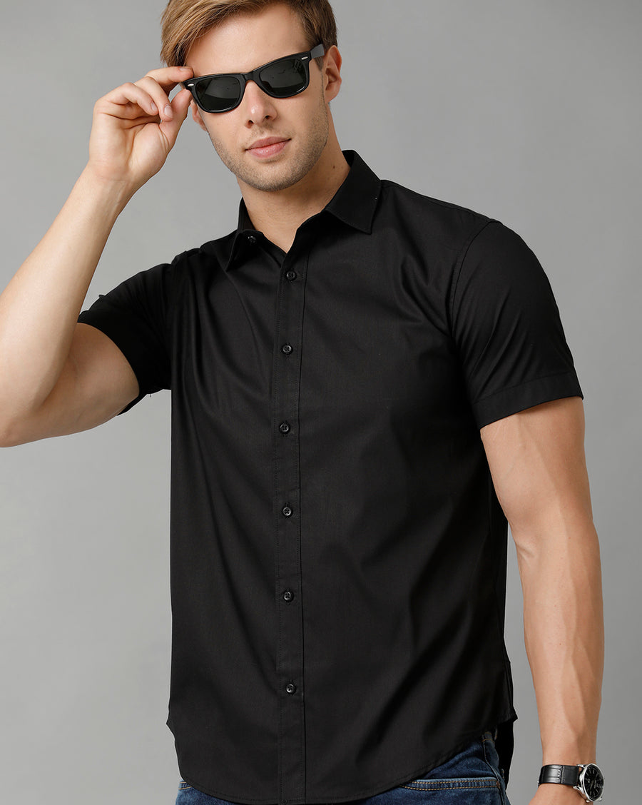 Men Solid Regular Fit Casual Shirt