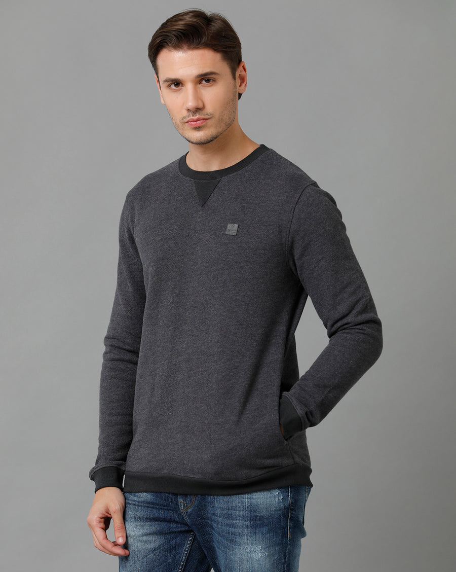 Men Solid Regular Fit Casual Sweatshirt