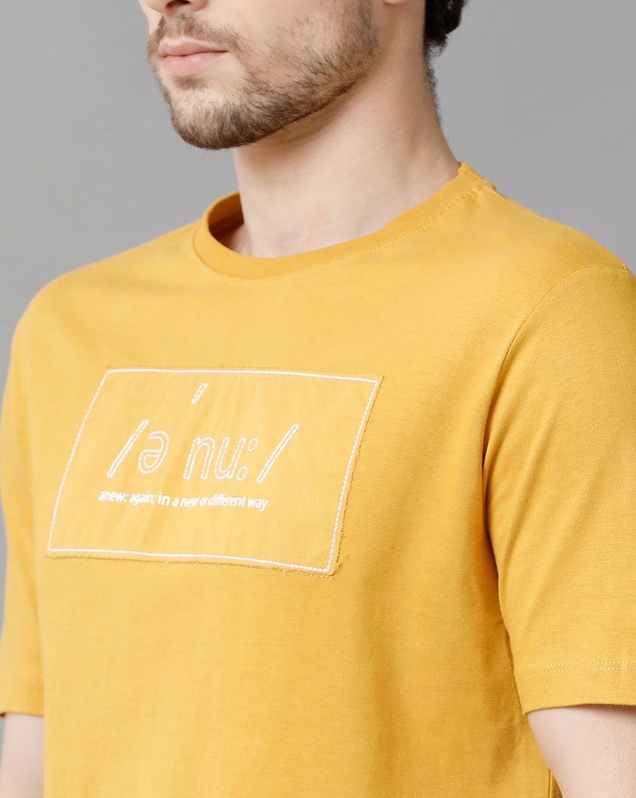 Men Solid Regular Fit Casual T-Shirt